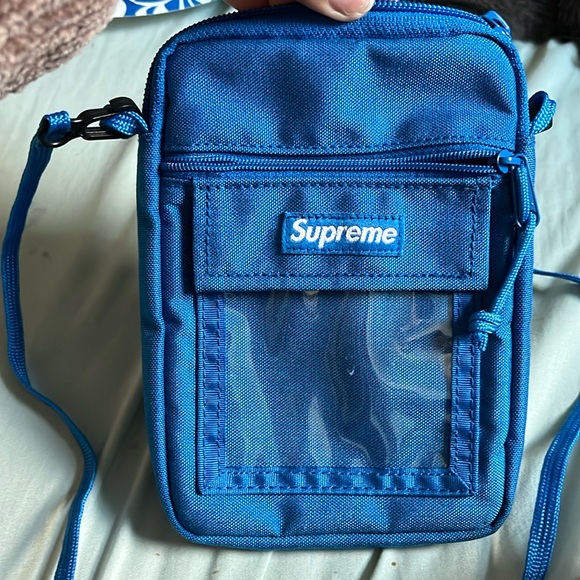 supreme bag - Picture 1 of 2